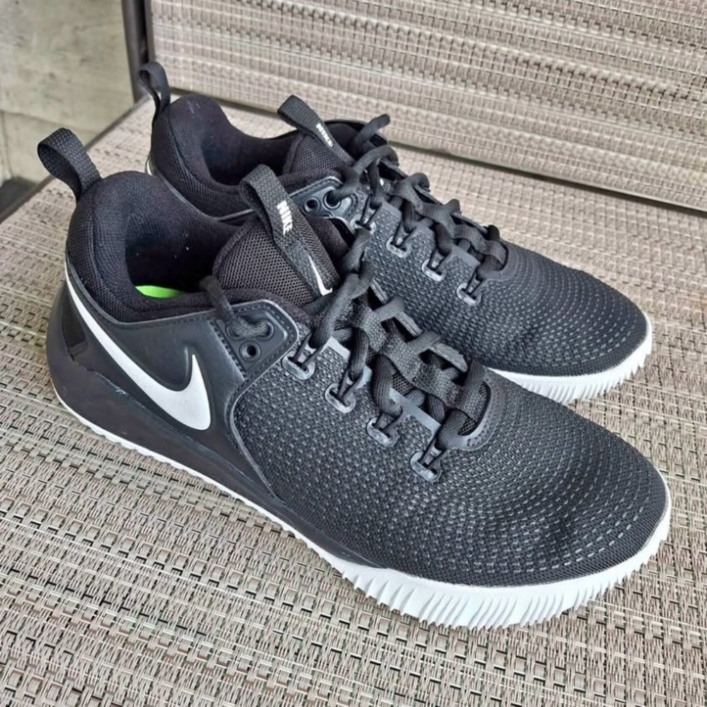 Nike zoom hyper race 2 women's volleyball shoes,size 8